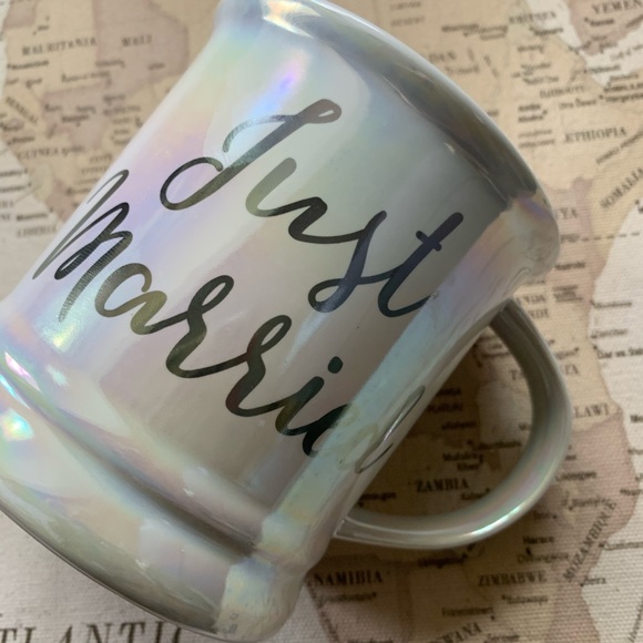 NWT Francesca’s ‘Just Married’ coffee mug NWT - Picture 5 of 5